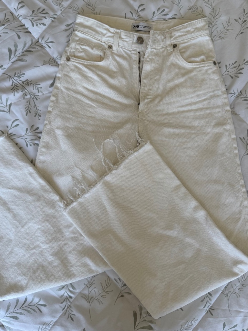 Zara Off-white Jeans